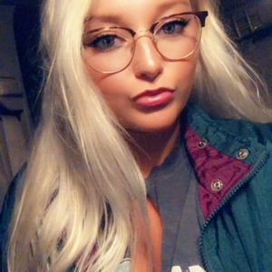 Meet your Posher, Chandlee